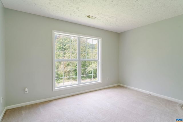 5860 BEARWOOD RD, Crozet, VA 22932