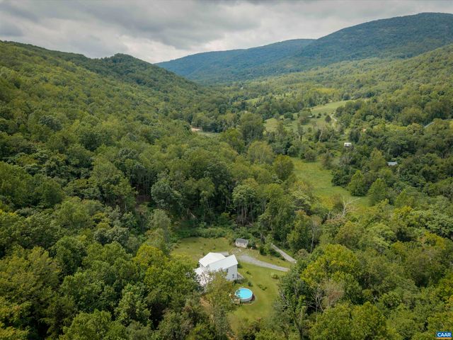 5860 BEARWOOD RD, Crozet, VA 22932