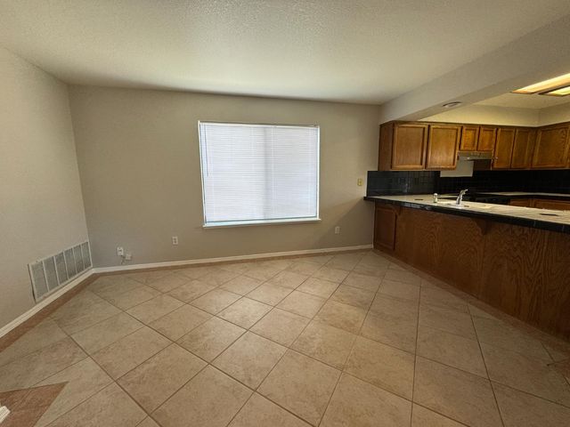 8420 Sunblaze Way, Sacramento, CA 95823