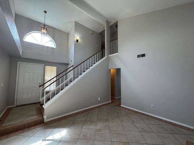 8420 Sunblaze Way, Sacramento, CA 95823