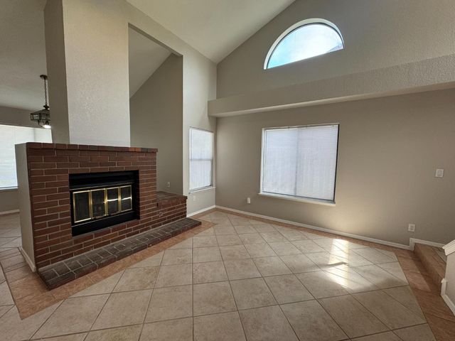 8420 Sunblaze Way, Sacramento, CA 95823