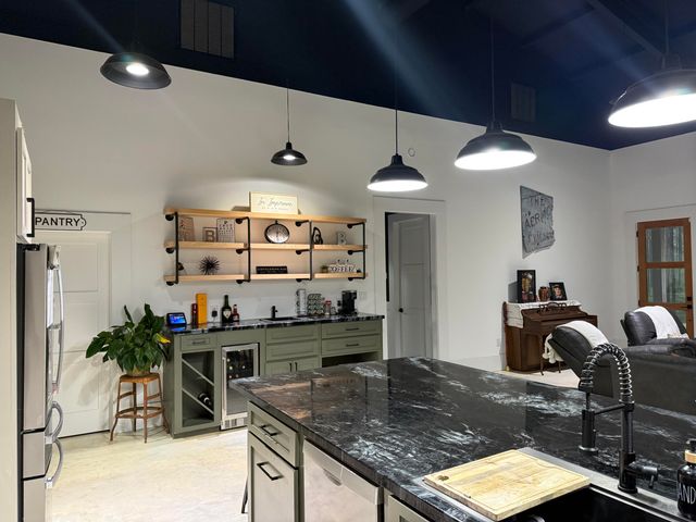 1222 Gates Rd., Columbia, MS 39429