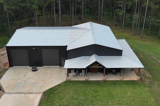 1222 Gates Rd., Columbia, MS 39429