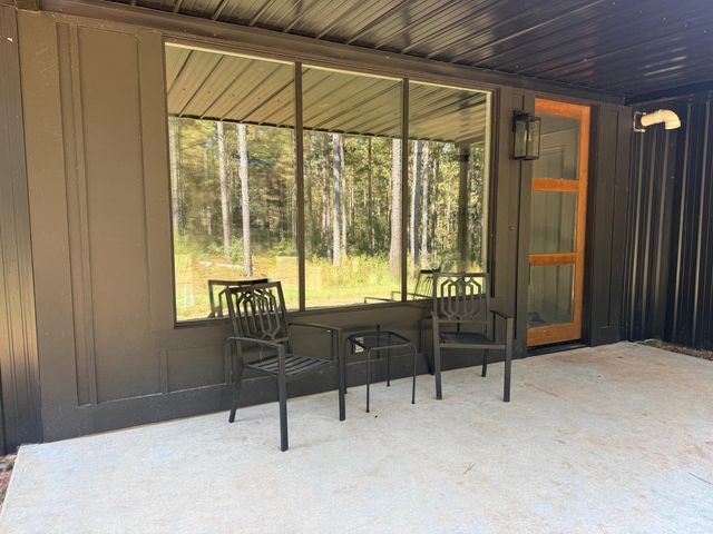 1222 Gates Rd., Columbia, MS 39429