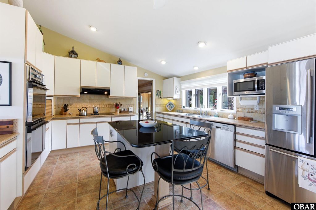 Image 16 of property listing at 93 Osprey Lane Lot 12, Southern Shores, NC 27949