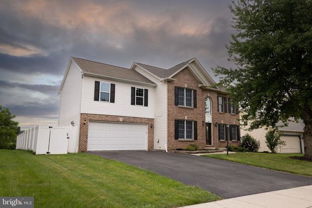 446 OLD FARM RD, Palmyra, PA 17078