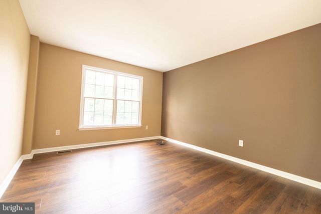 446 OLD FARM RD, Palmyra, PA 17078