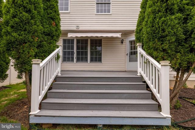 446 OLD FARM RD, Palmyra, PA 17078