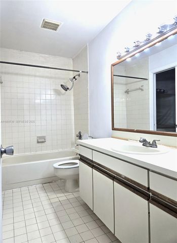 10219 SW 89th St 10219, Miami, FL 33176