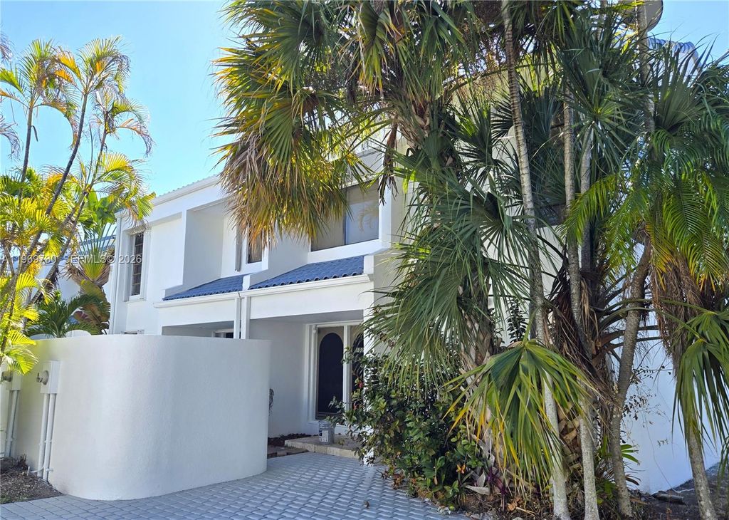 10219 SW 89th St 10219, Miami, FL 33176