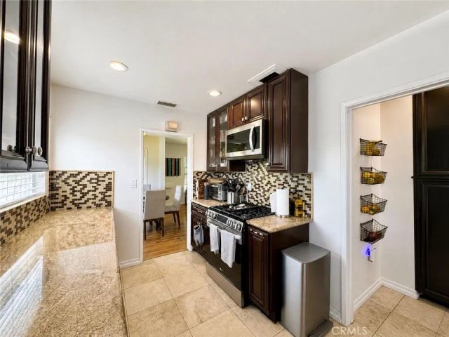 8734 Parrot Avenue, Downey, CA 90240