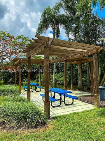 13090 Vista Isles Dr 125, Sunrise, FL 33325