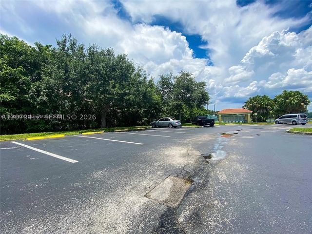 13090 Vista Isles Dr 125, Sunrise, FL 33325