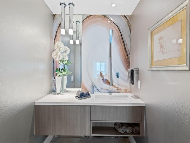 101 S Fort Lauderdale Beach Boulevard 2905, Fort Lauderdale, FL 33316
