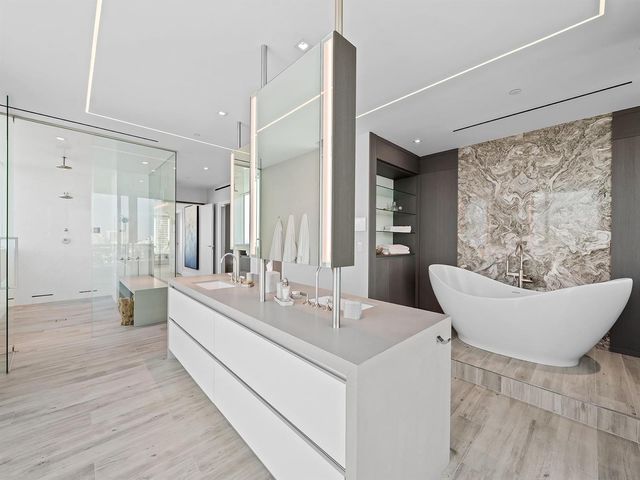 101 S Fort Lauderdale Beach Boulevard 2905, Fort Lauderdale, FL 33316