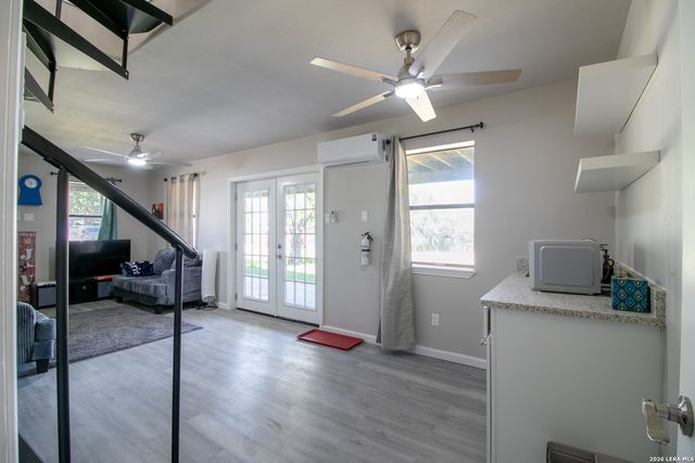 582 Orbit Dr, Canyon Lake, TX 78133