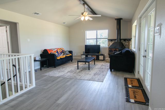 582 Orbit Dr, Canyon Lake, TX 78133