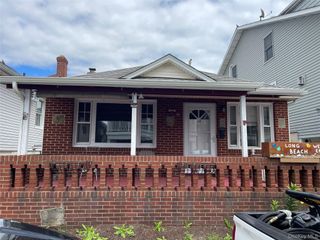 32 Florida Street, Long Beach, NY 11561
