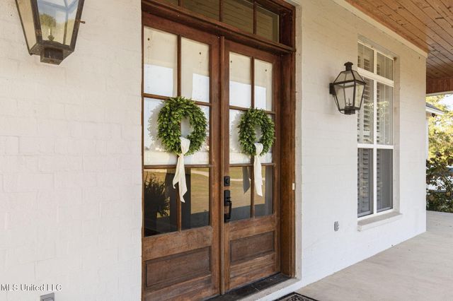 104 Chamberlin Court, Madison, MS 39110