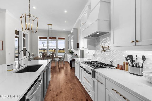 104 Chamberlin Court, Madison, MS 39110