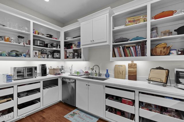 104 Chamberlin Court, Madison, MS 39110