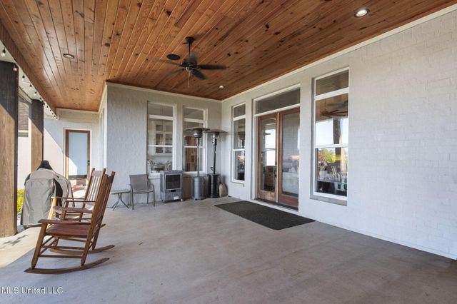 104 Chamberlin Court, Madison, MS 39110