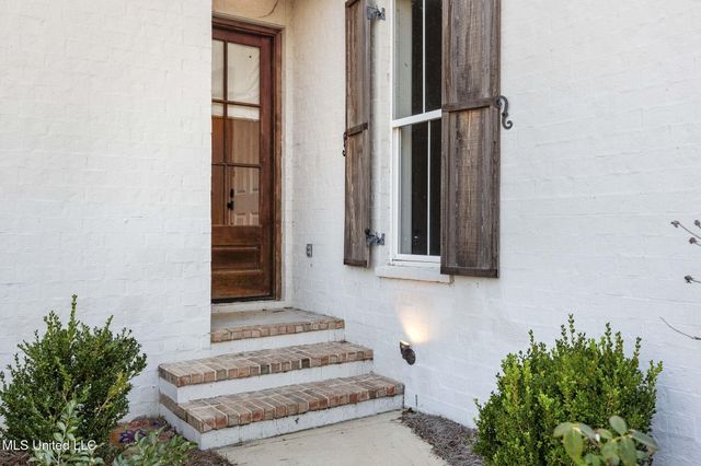 104 Chamberlin Court, Madison, MS 39110