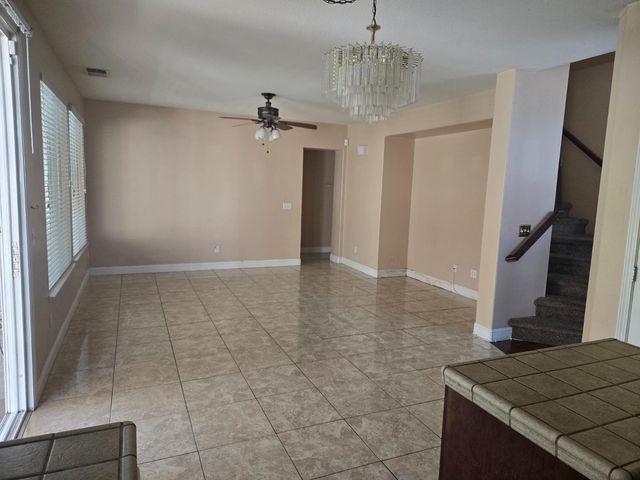 5420 Spur St, Riverbank, CA 95367