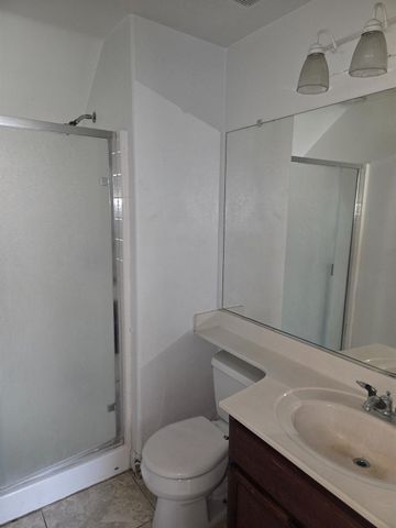 5420 Spur St, Riverbank, CA 95367