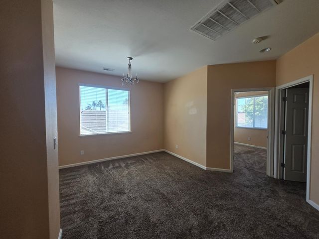 5420 Spur St, Riverbank, CA 95367