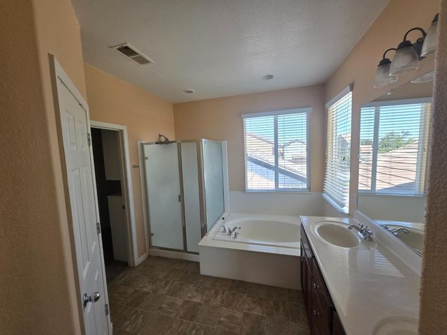 5420 Spur St, Riverbank, CA 95367