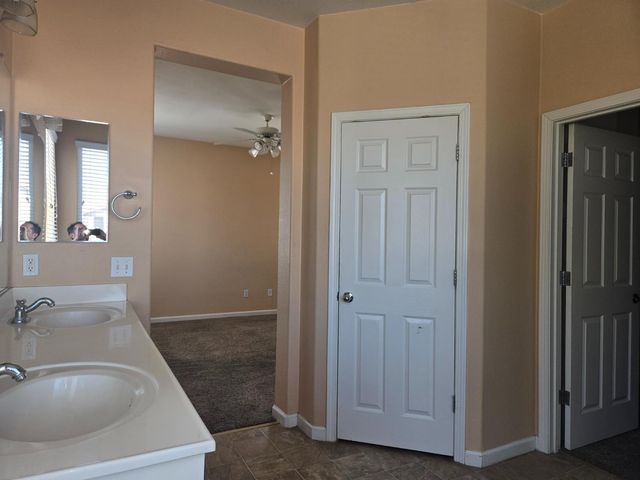 5420 Spur St, Riverbank, CA 95367