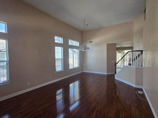 5420 Spur St, Riverbank, CA 95367