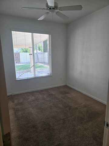 5420 Spur St, Riverbank, CA 95367