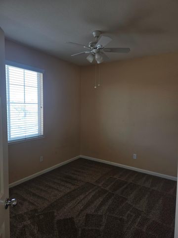 5420 Spur St, Riverbank, CA 95367