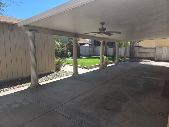 5420 Spur St, Riverbank, CA 95367