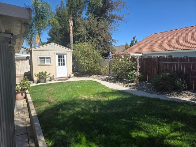 5420 Spur St, Riverbank, CA 95367