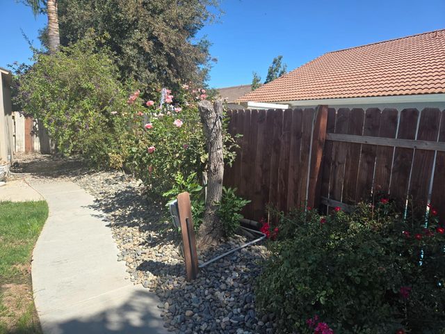 5420 Spur St, Riverbank, CA 95367