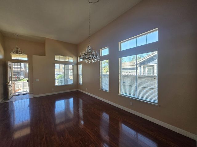 5420 Spur St, Riverbank, CA 95367