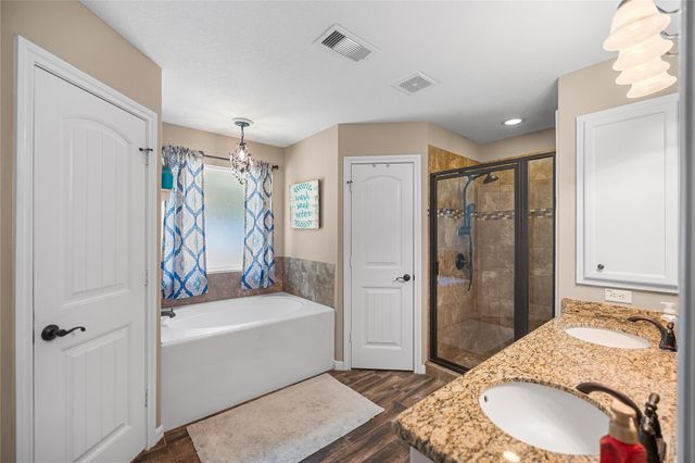 8997 Hickory Road, Plantersville, TX 77363