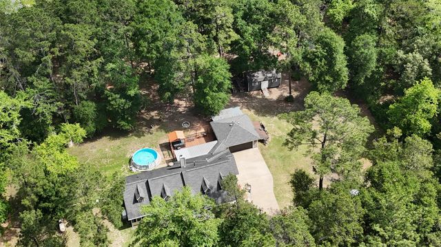 8997 Hickory Road, Plantersville, TX 77363