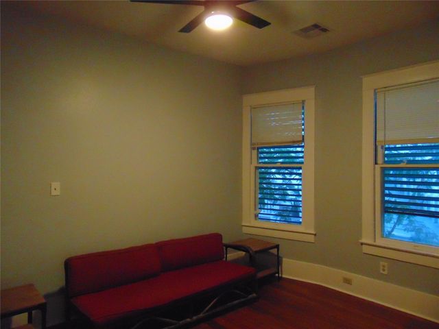 3420 Avenue R Avenue, Galveston, TX 77550