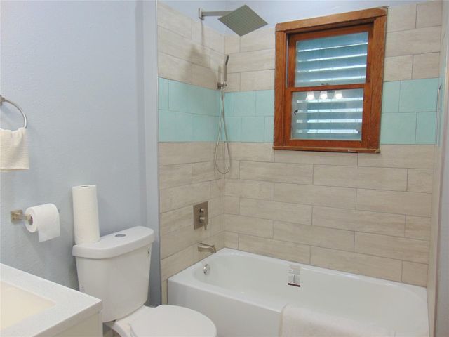 3420 Avenue R Avenue, Galveston, TX 77550