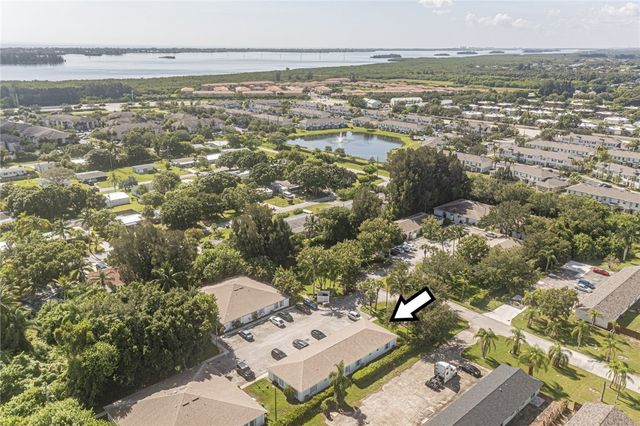 528 13th Place 528, Vero Beach, FL 32960