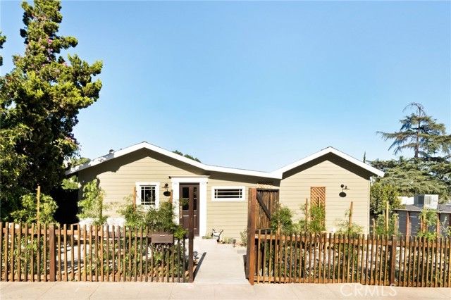 611 N Avenue 48, Los Angeles, CA 90042