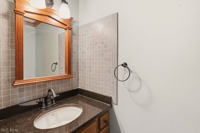 5321 Young Road, Stow, OH 44224