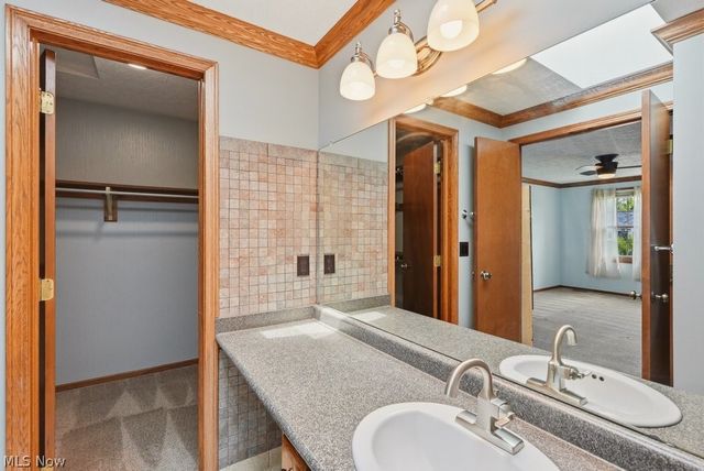 5321 Young Road, Stow, OH 44224