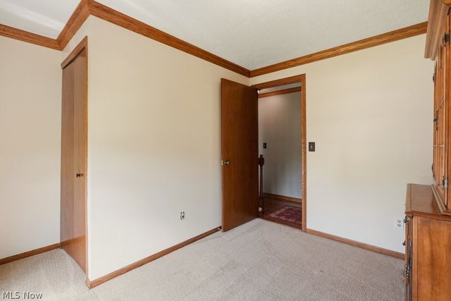 5321 Young Road, Stow, OH 44224