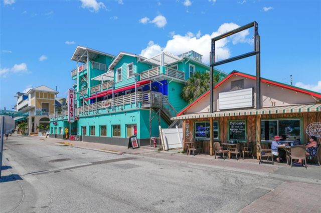 13062 GULF BOULEVARD, Madeira Beach, FL 33708