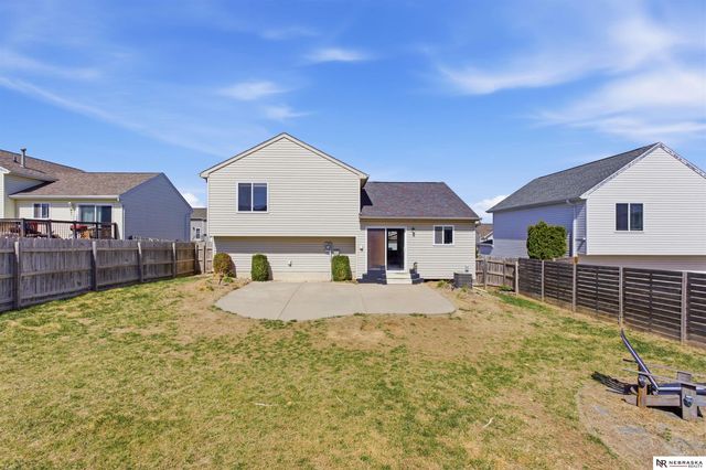 16115 Birch Avenue, Omaha, NE 68136